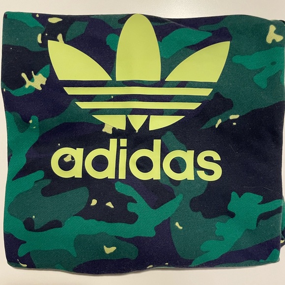 Boys Adidas Camo Sweatshirt - Picture 4 of 5